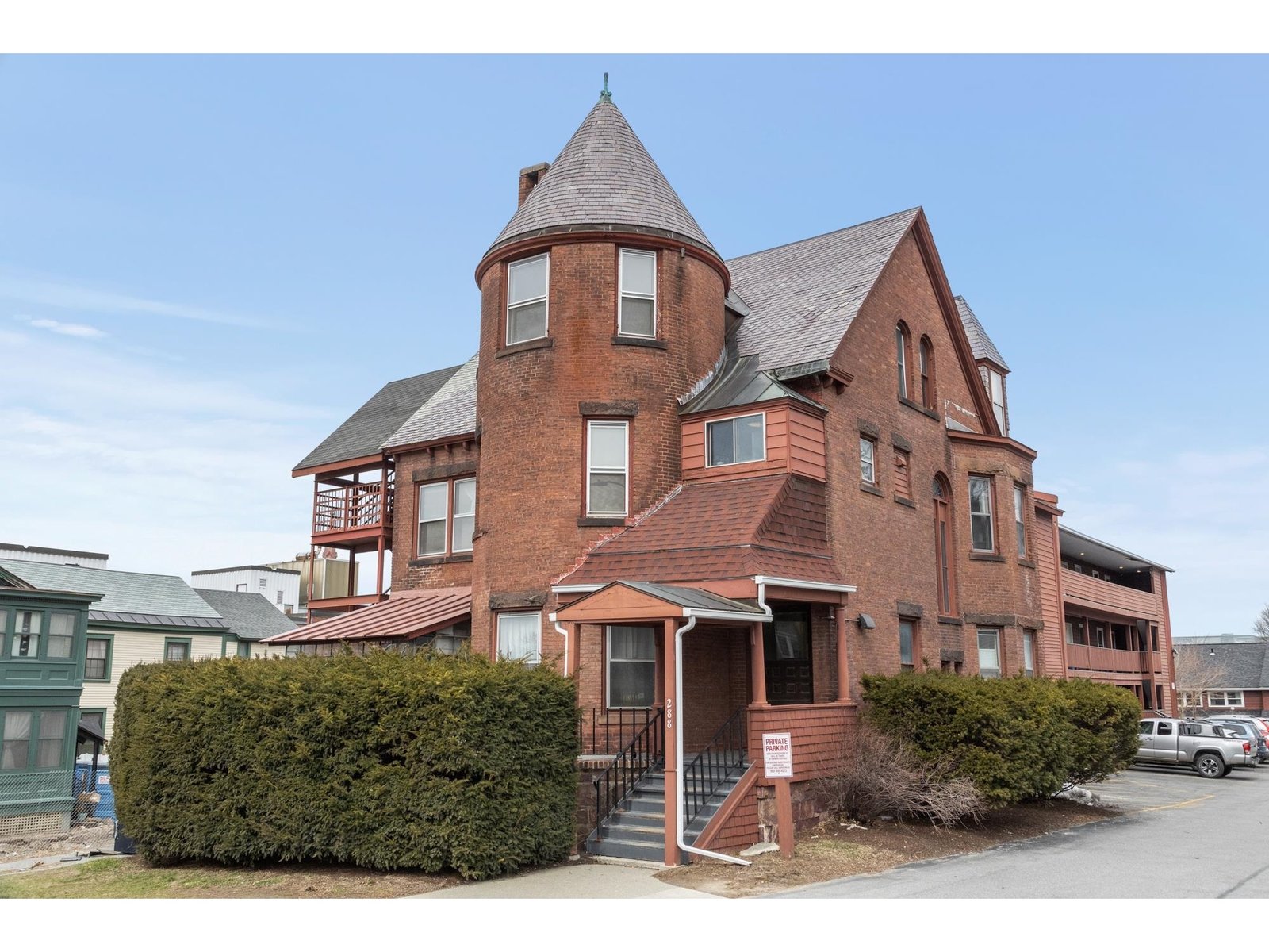 288 Main Street, Burlington