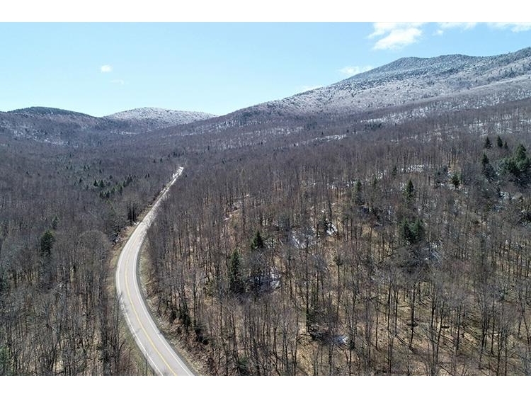  Vermont Route 105, Jay