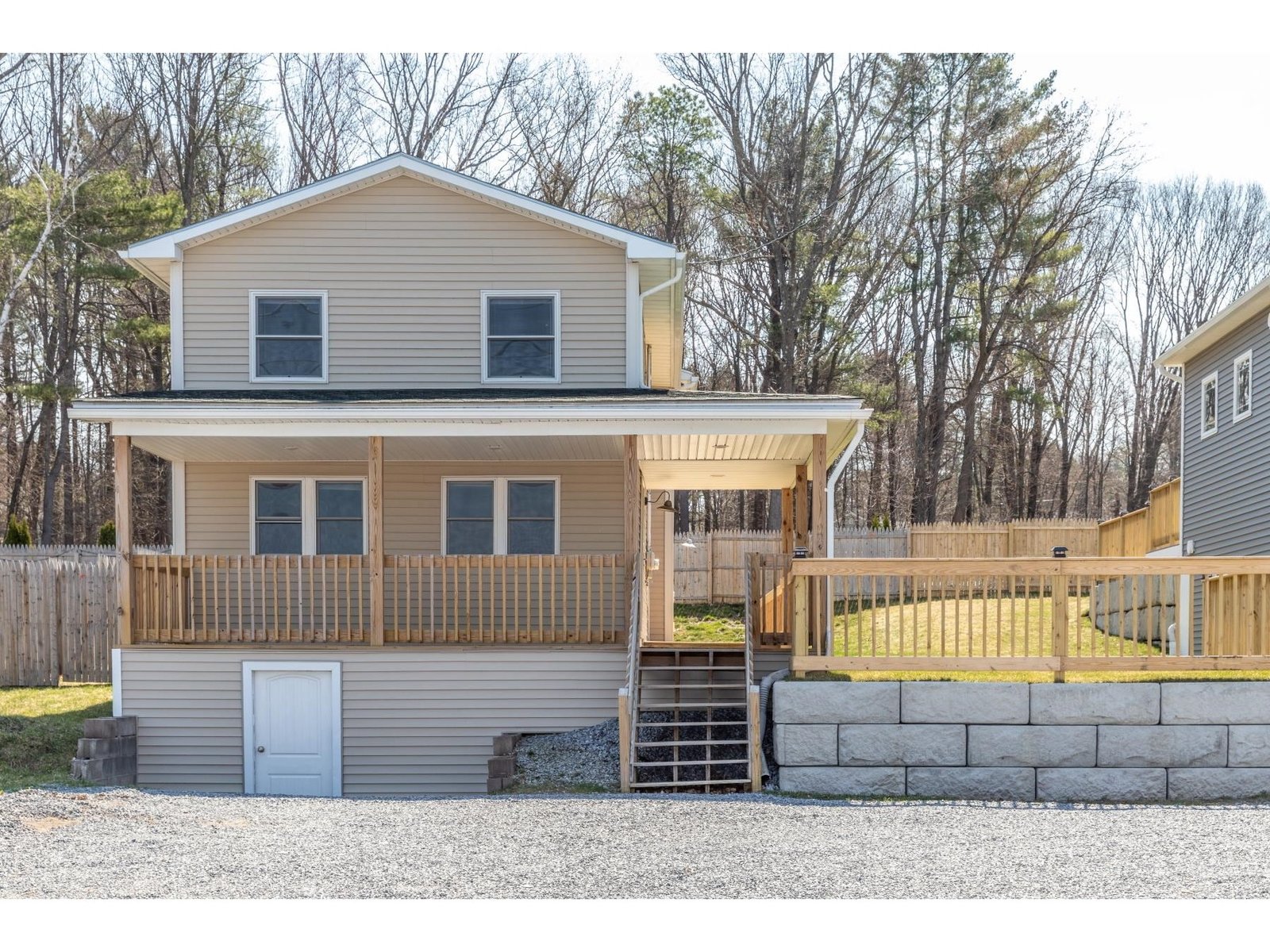 904 East Lakeshore Drive, Colchester