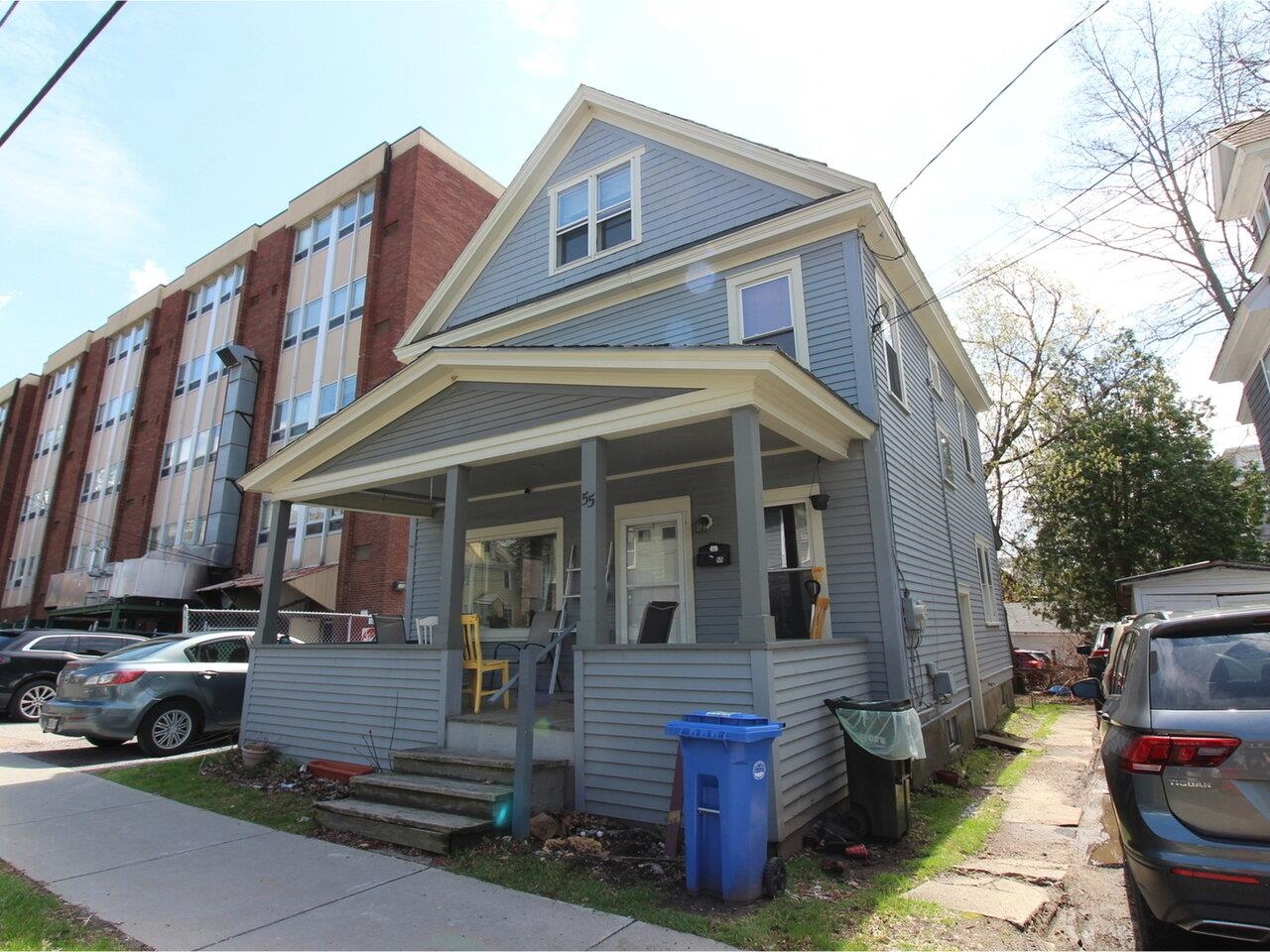 55 Hickok Place, Burlington