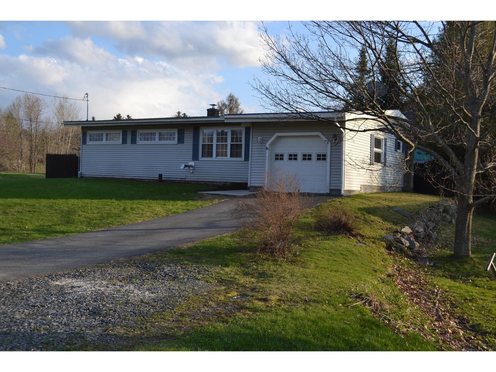 6 Irving Street, Barre Town