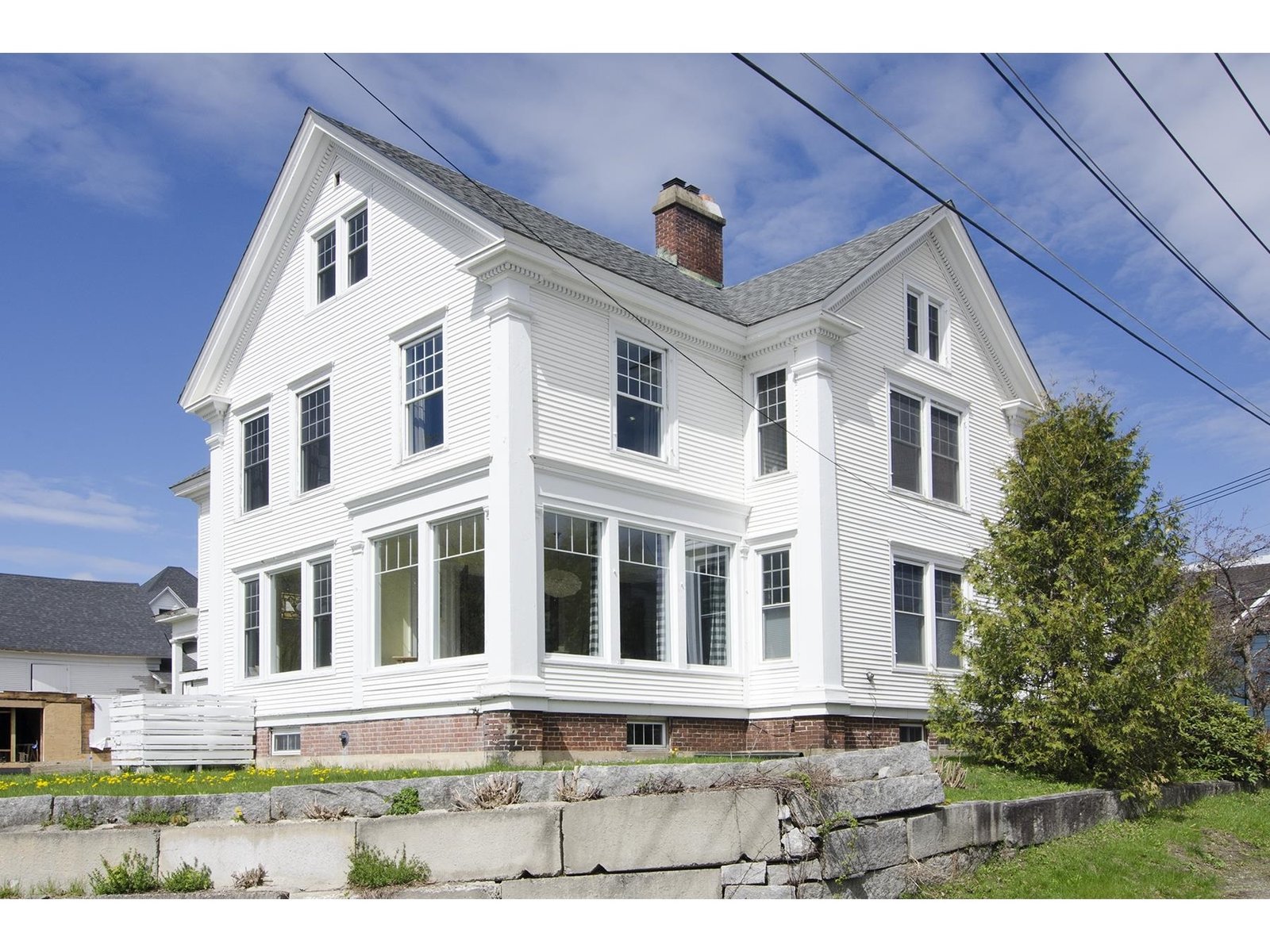 152 Second Street, Newport City