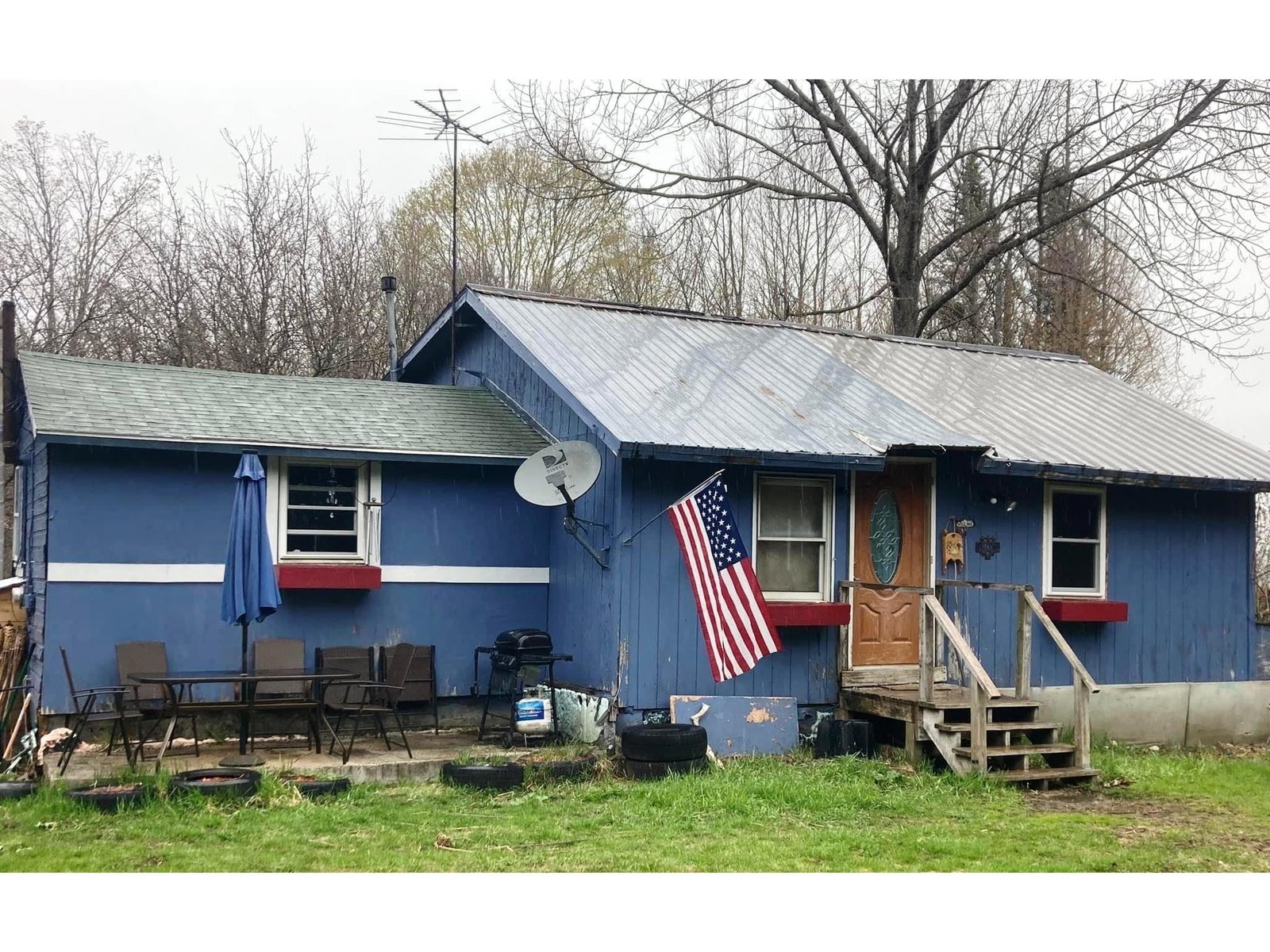 2633 East Hill Road, Woodbury
