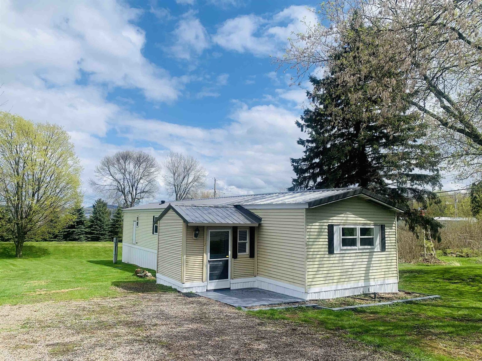 12 Coopers Bayview Street, Grand Isle