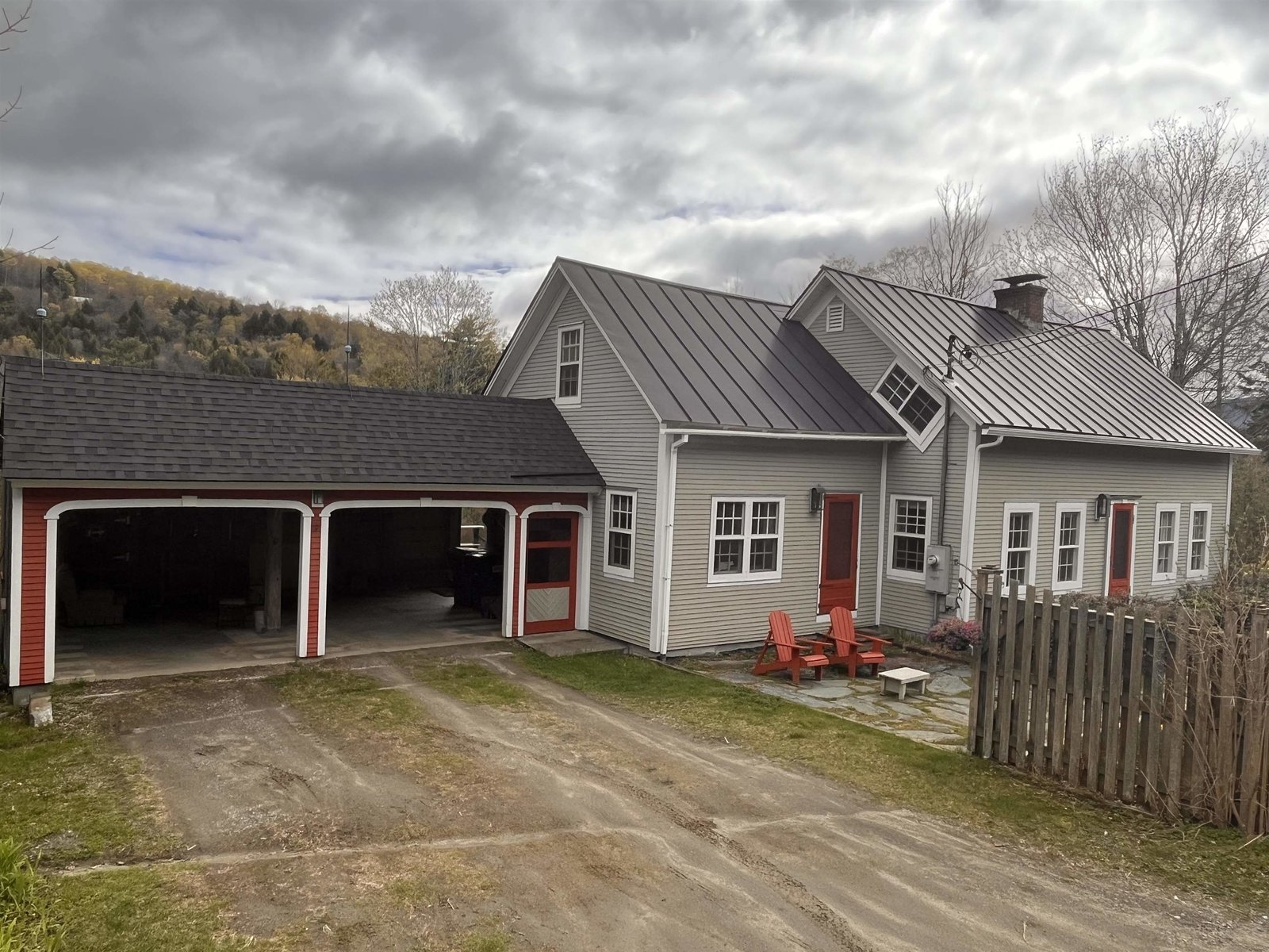 1722 Airport Road, Fayston