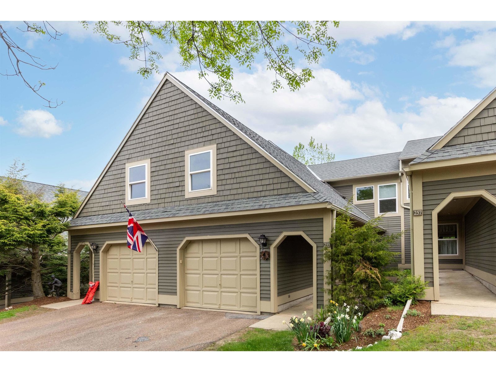 255 Red Rock Drive, Burlington