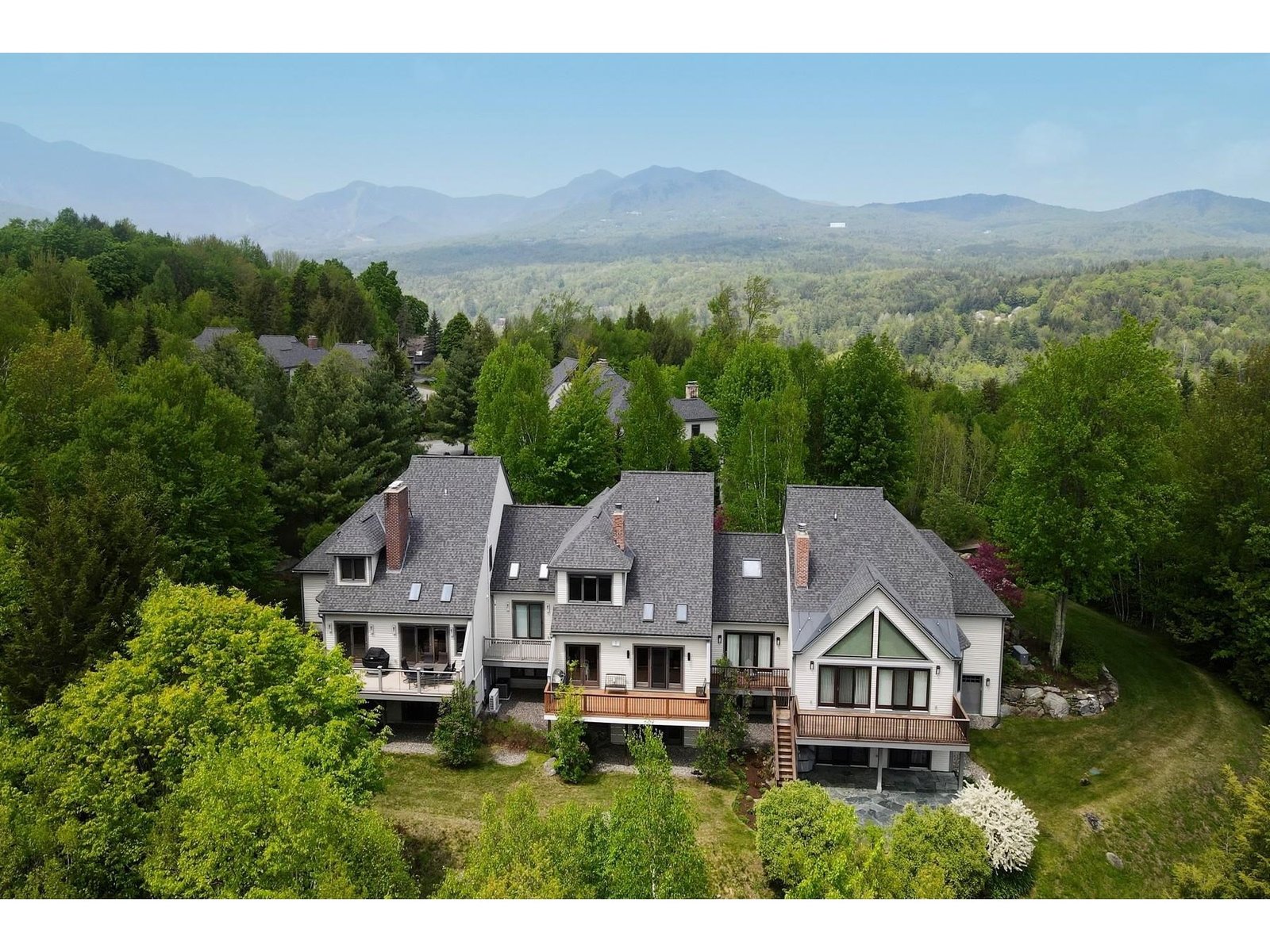 60 McLane Road, Stowe