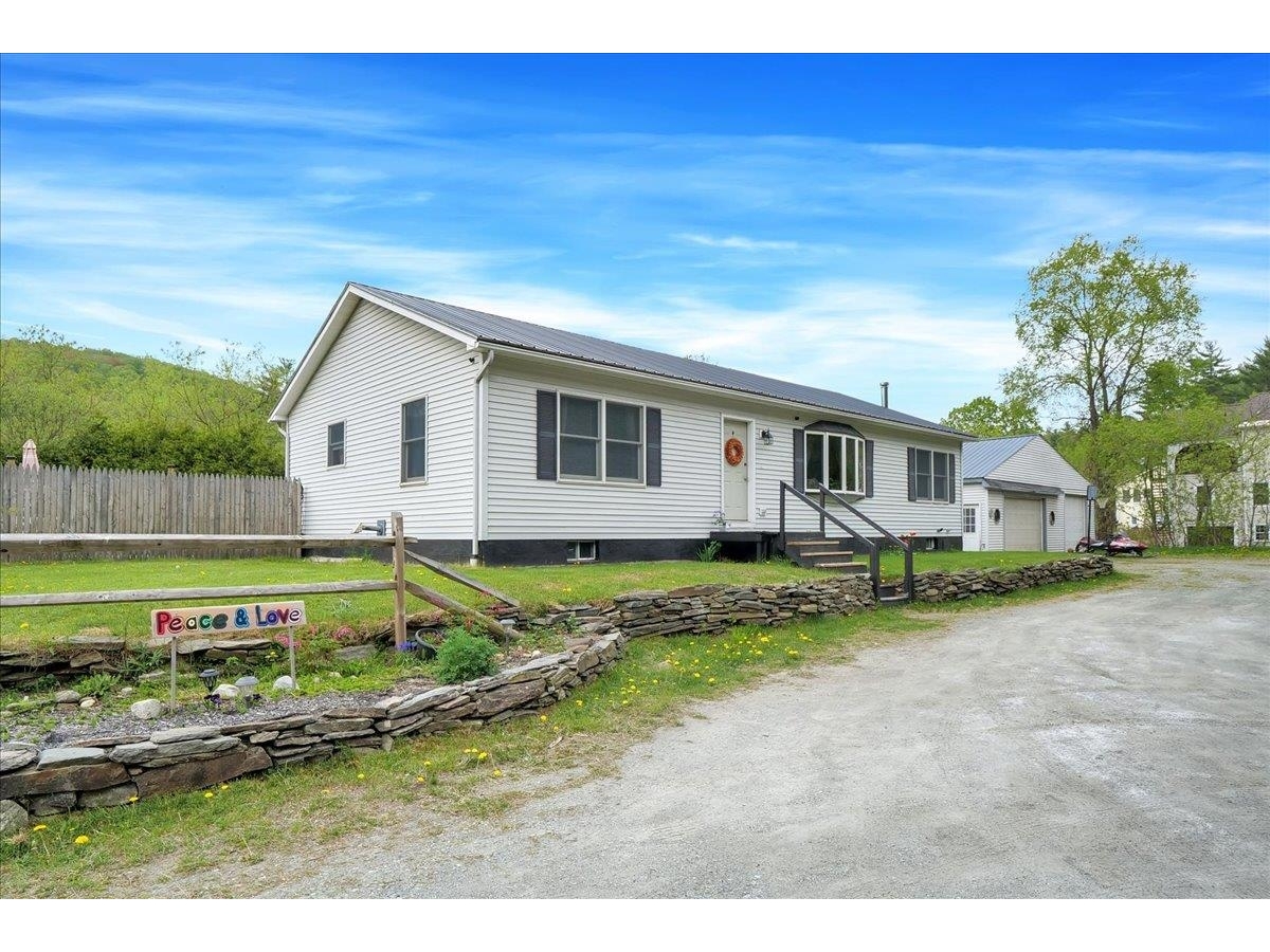 4434 Vermont Route 15, Wolcott