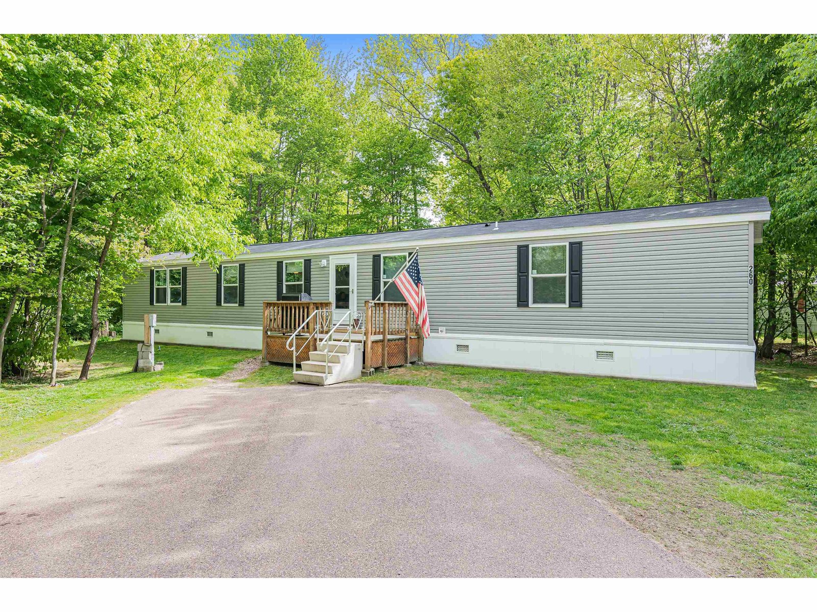 260 waverly Circle, Colchester