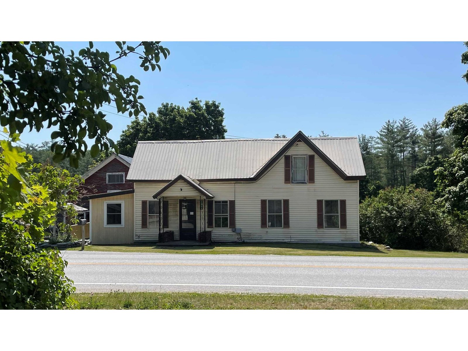 1841 Forest Dale Road, Brandon