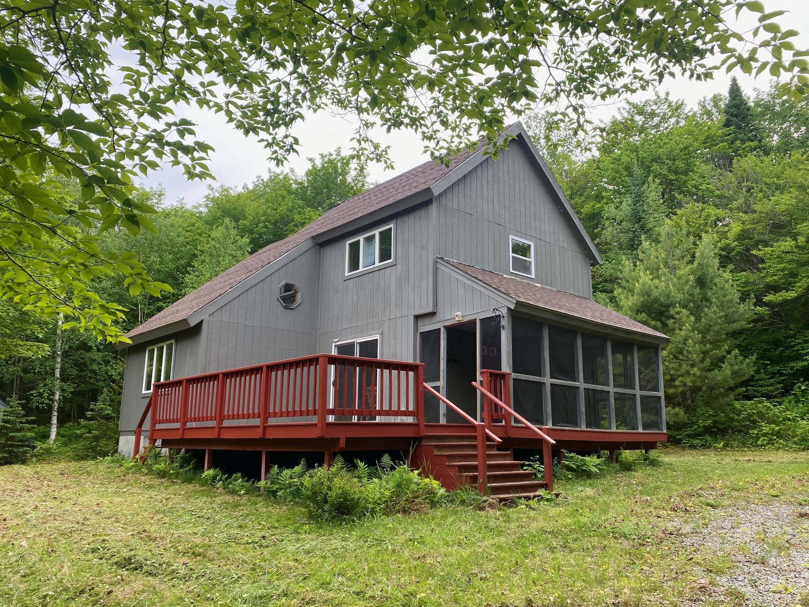 2085 Kinney Hill Road, Newark