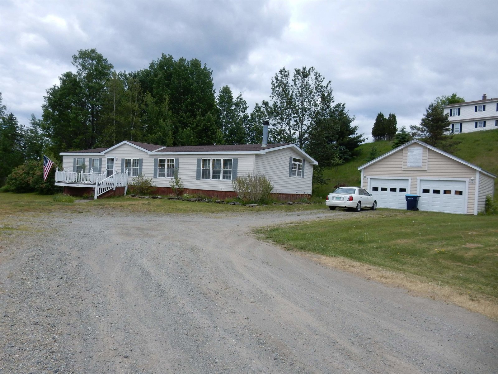140 Wildflower Way, Newport City