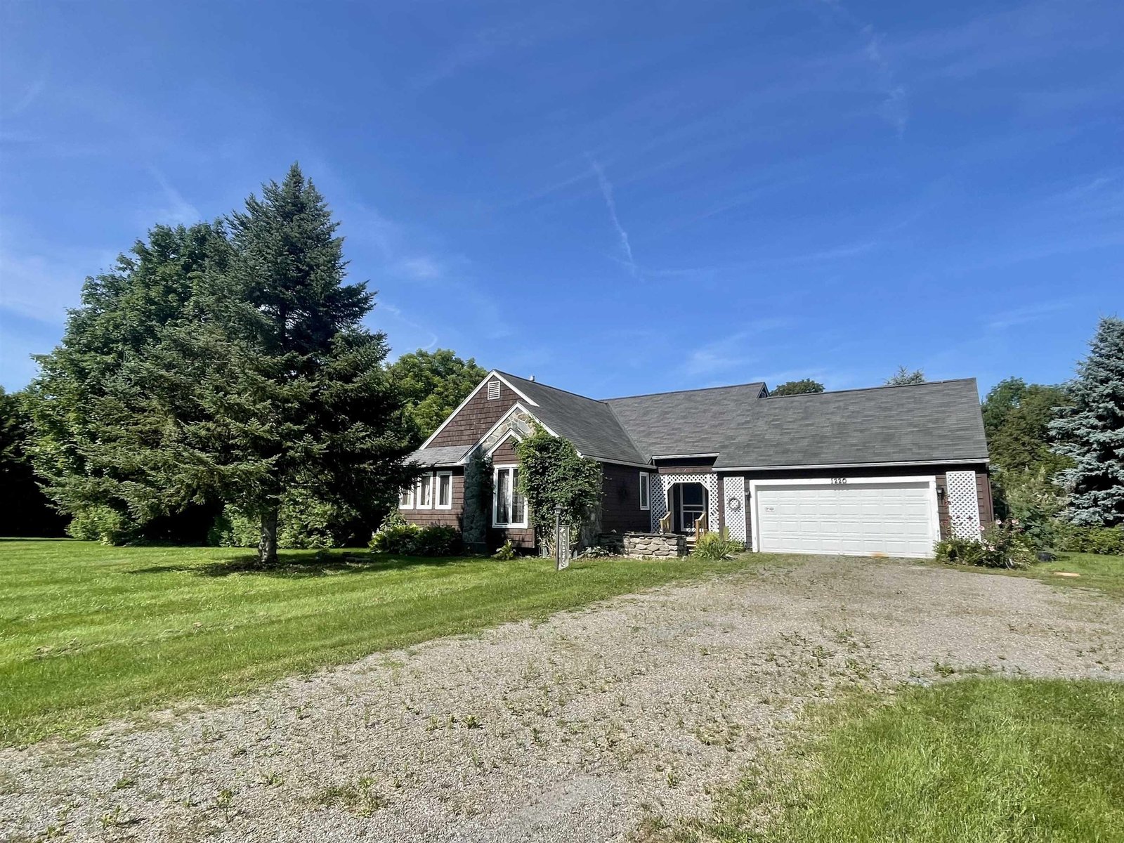 1220 Fairfax Road, St. Albans Town
