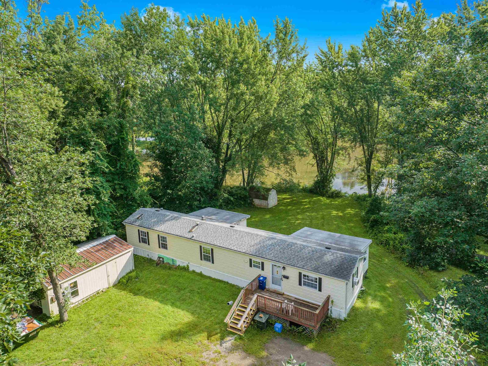 94 North Cove Road, Burlington