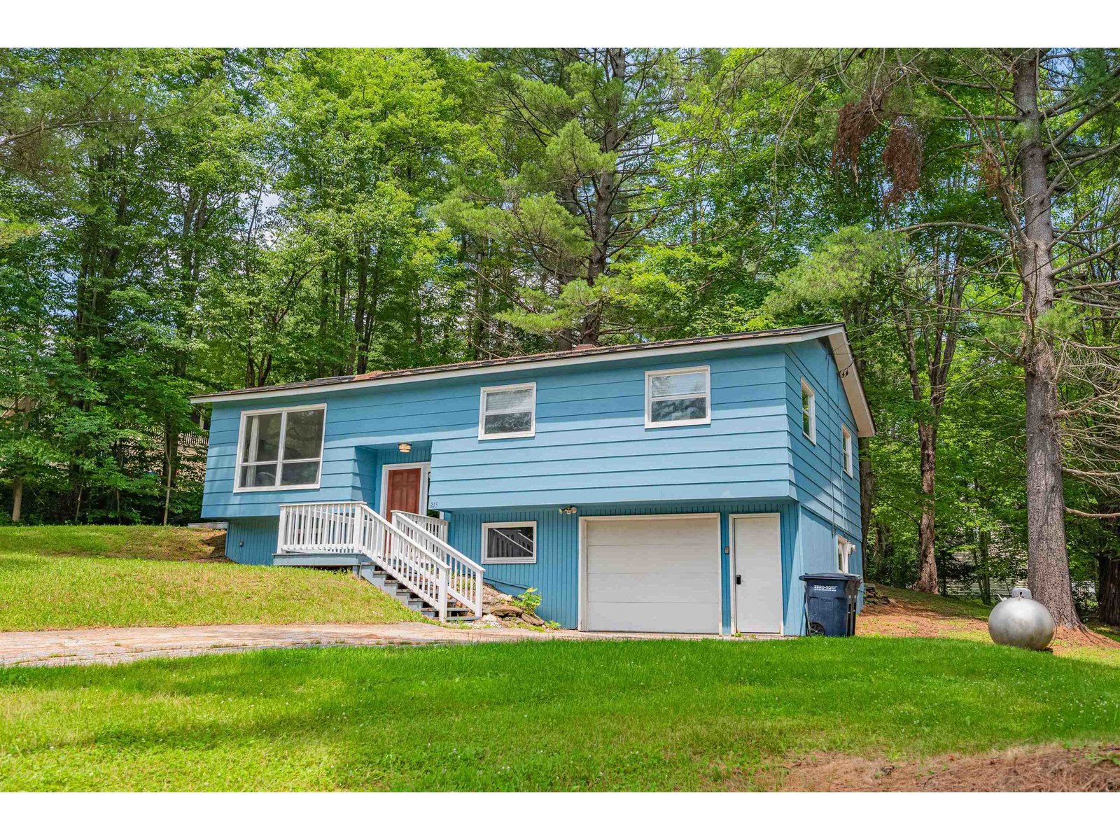215 Sherwood Drive, Montpelier
