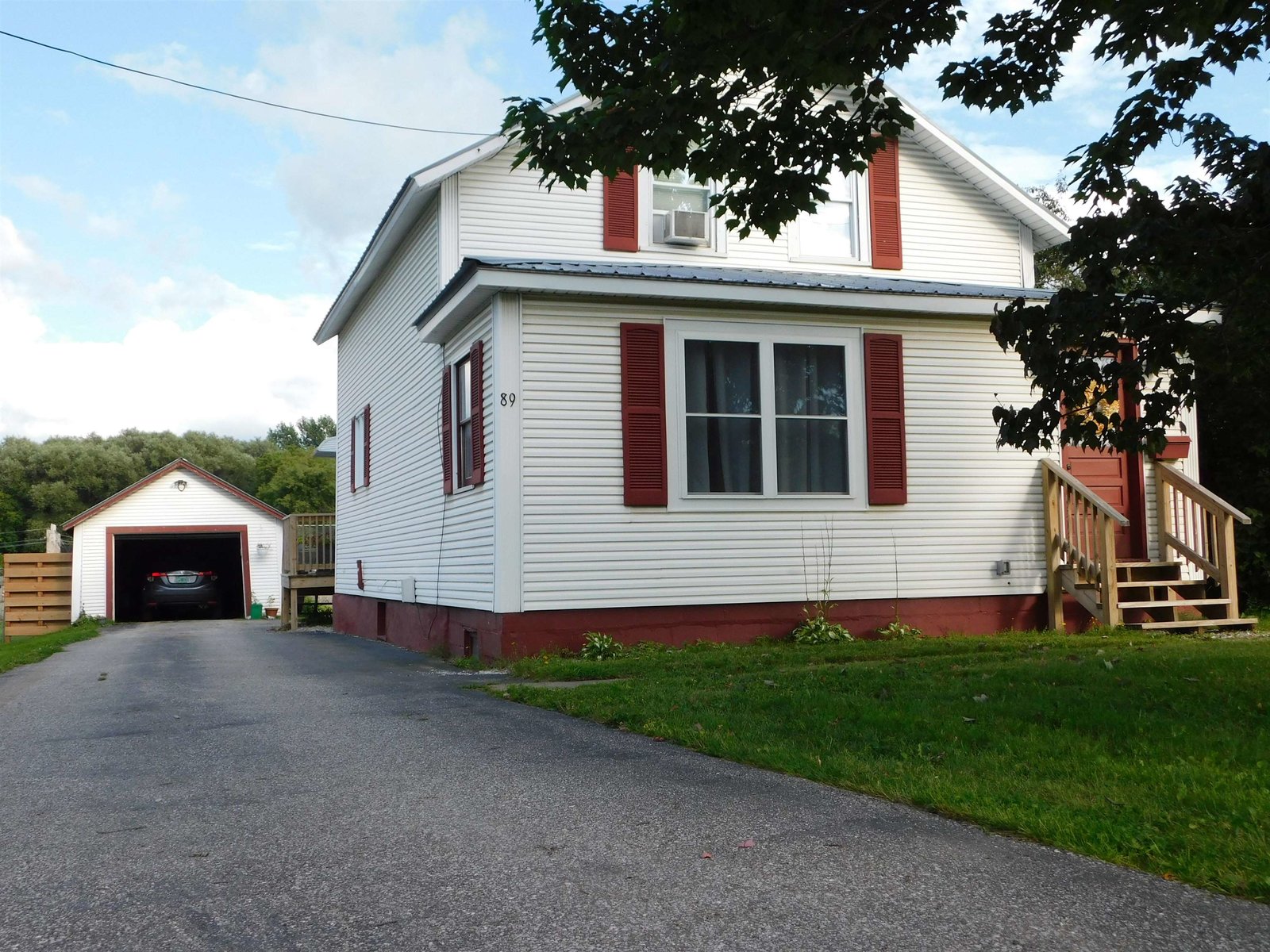 89 North Elm Street, St. Albans City