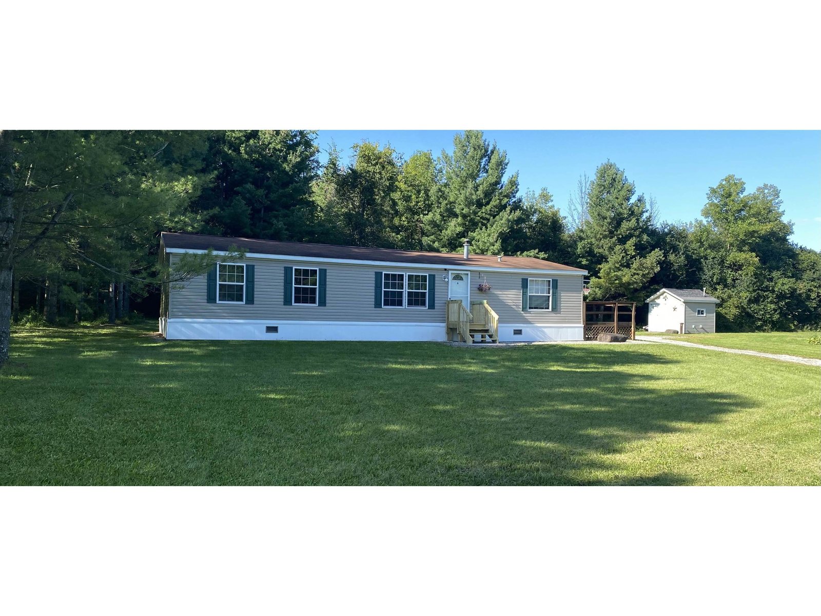 2377 Route 78, Alburgh