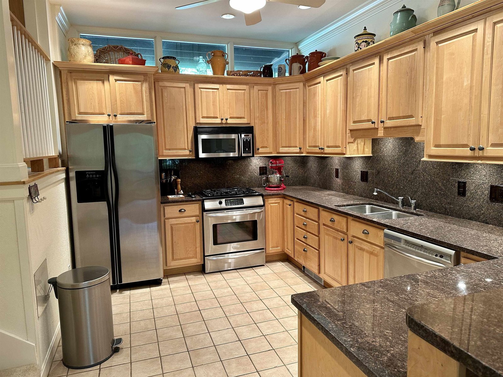 19 Timberline Drive, Warren