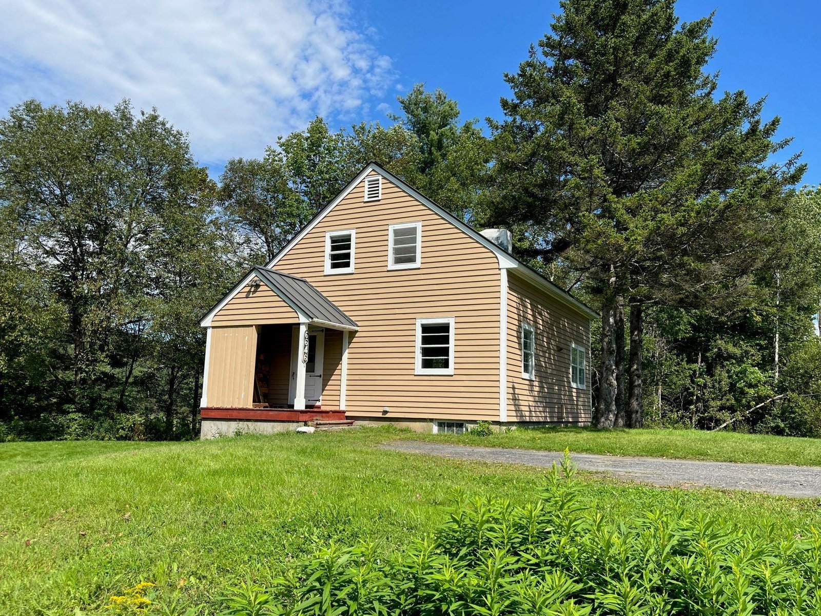 6646 Main Street, Waitsfield