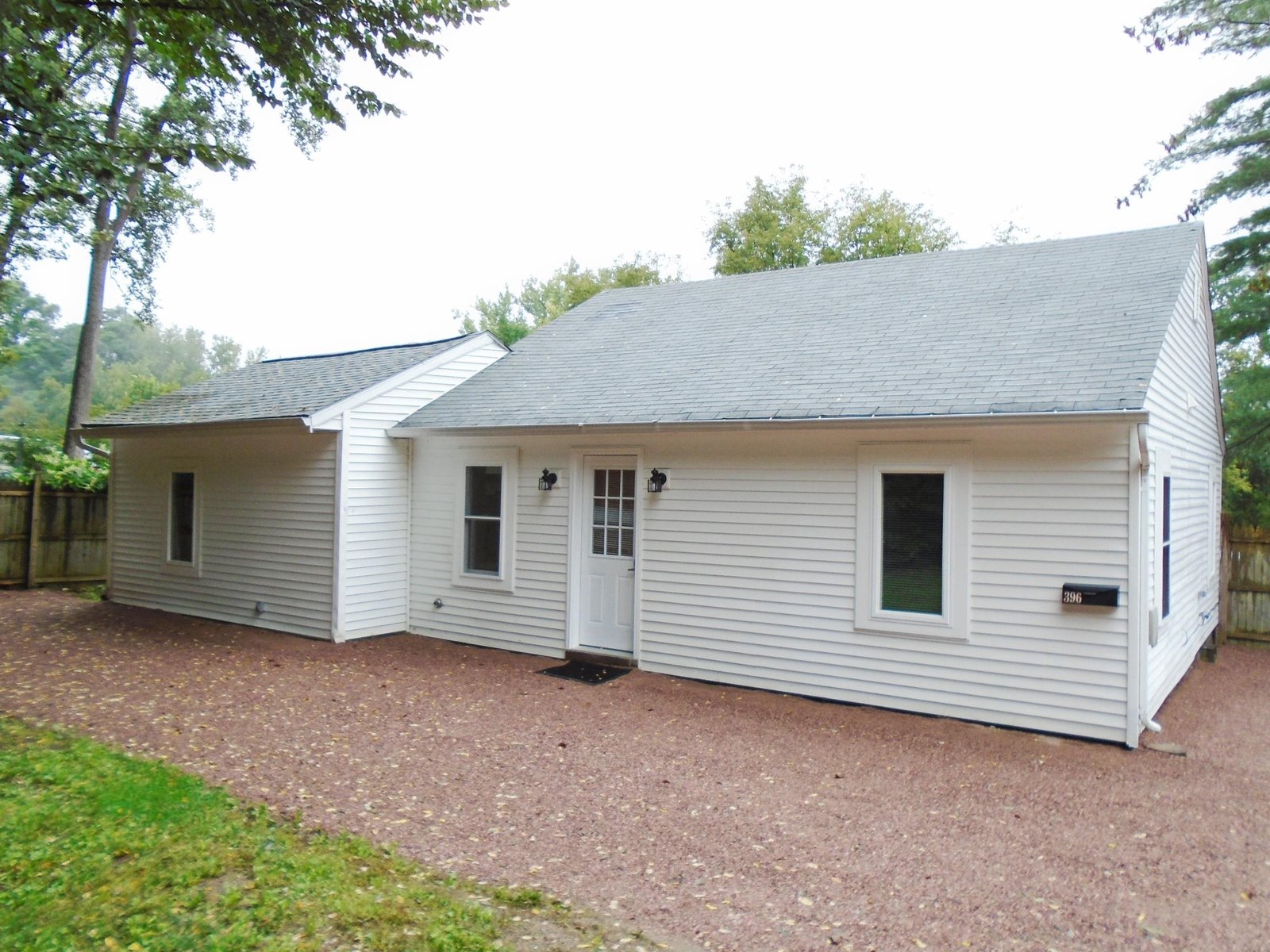 396 Riverside Avenue, Burlington