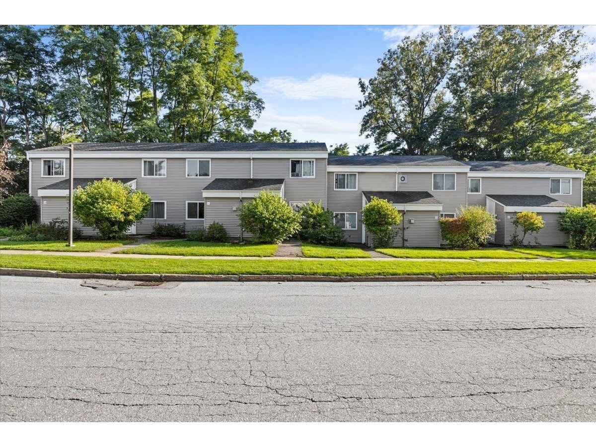 O 8 Grandview Drive, South Burlington