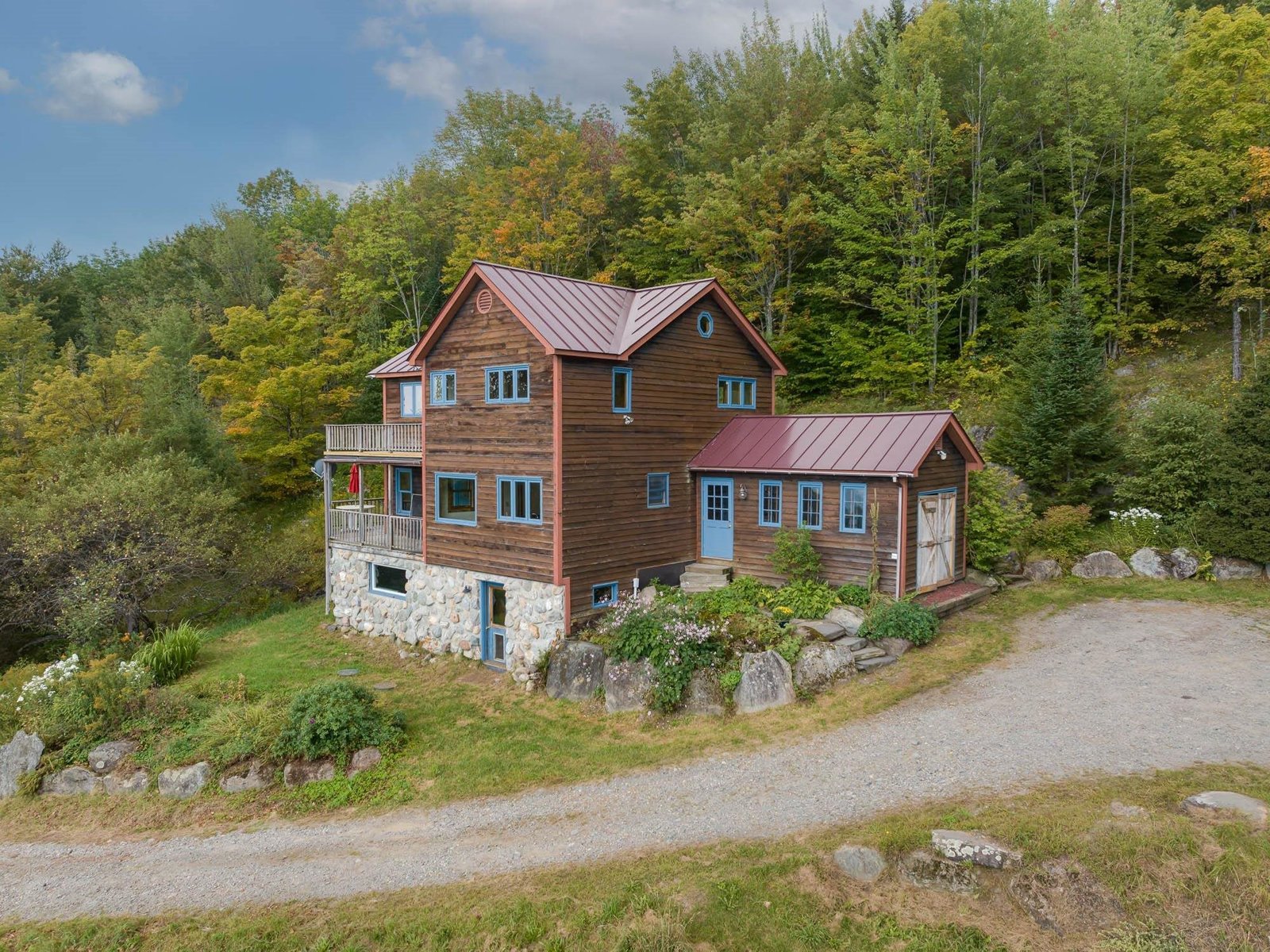 6275 Garfield Road, Hyde Park