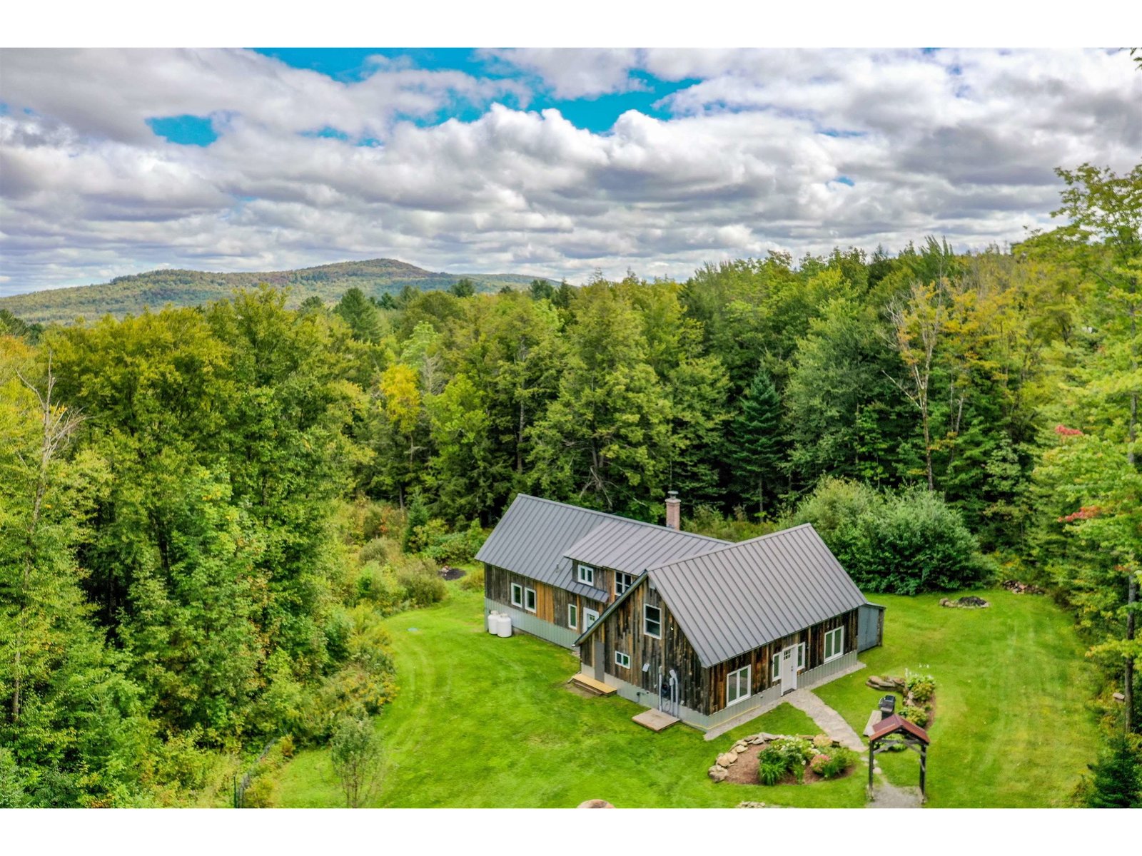 479 Cross Road, Wolcott