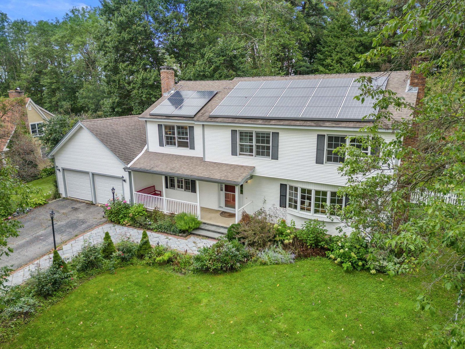 390 Olde Orchard Lane, Shelburne