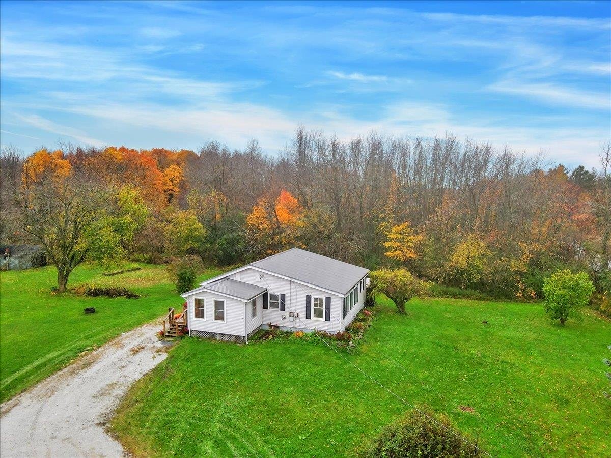533 Middle Road, Swanton