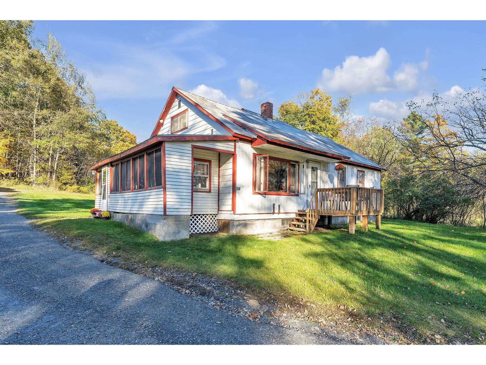 1282 Calais Road, Marshfield