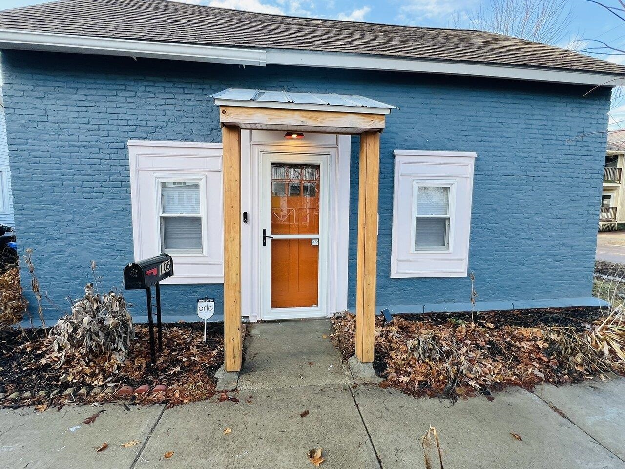 105 Lafountain Street, Burlington