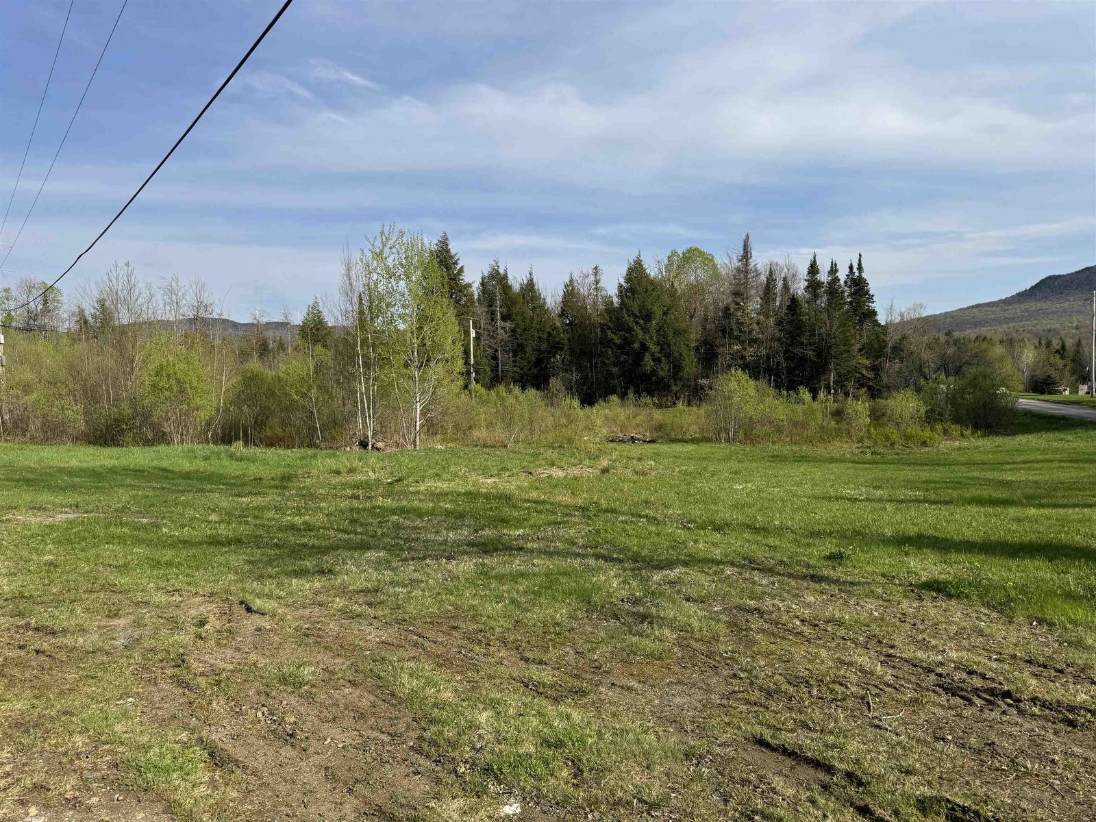 1588 Cheney Road, Lowell