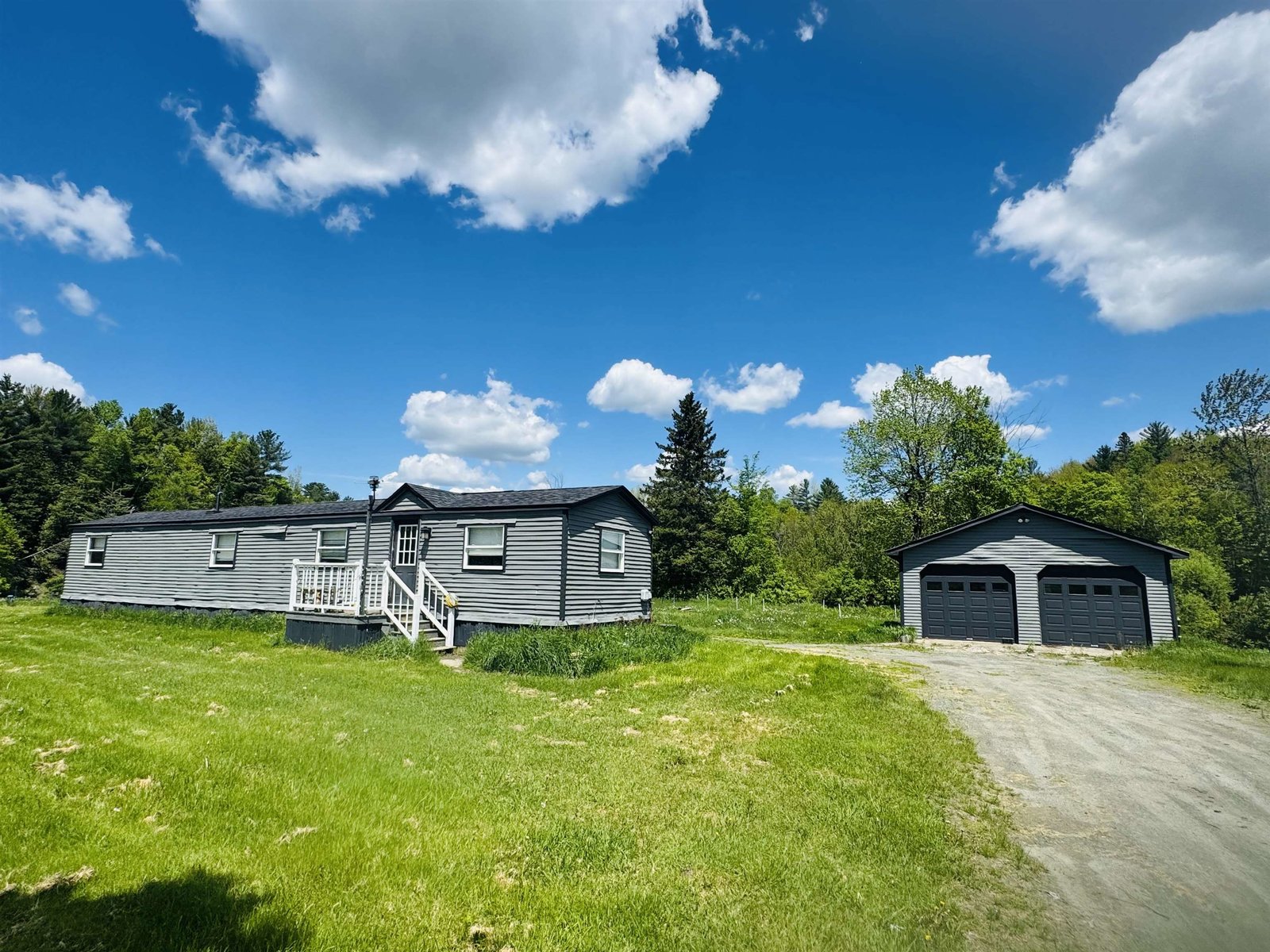 2334 Barton Orleans Road, Barton