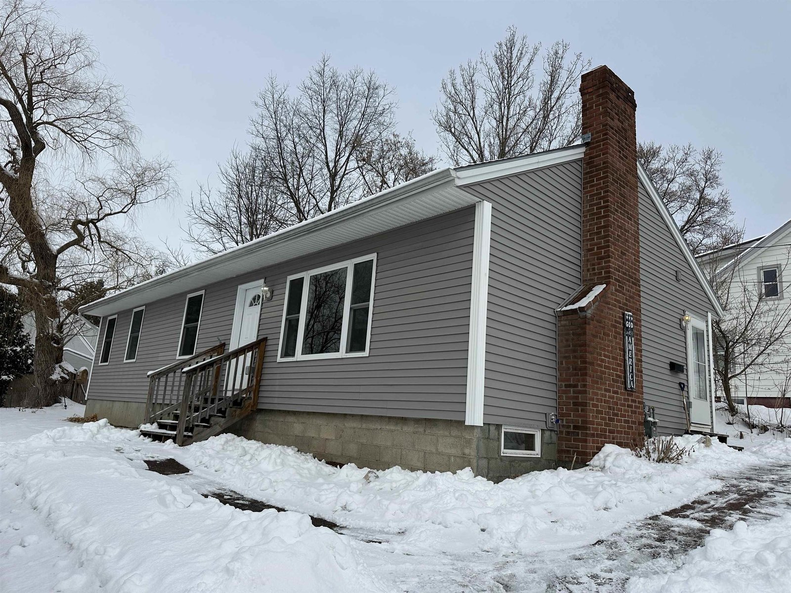 137 Pine Street, Winooski