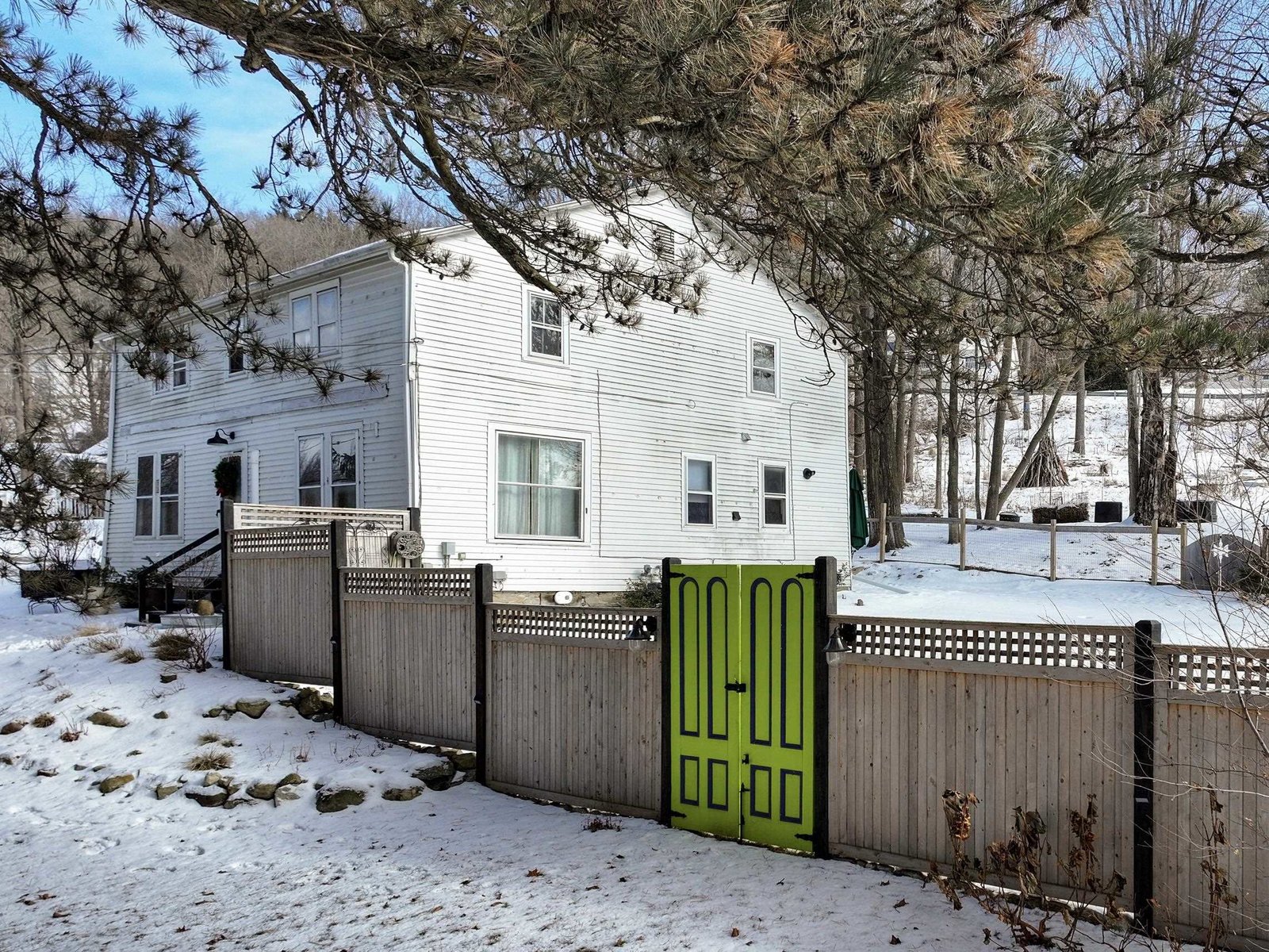 73 N Pleasant Street, Middlebury