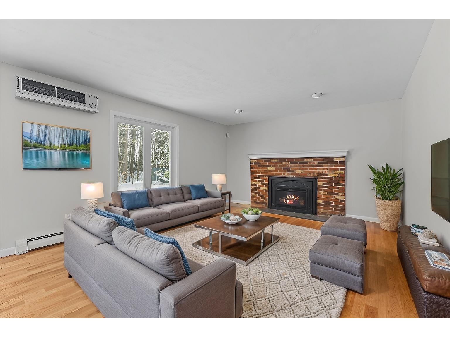 304 North Brownell Road, Williston