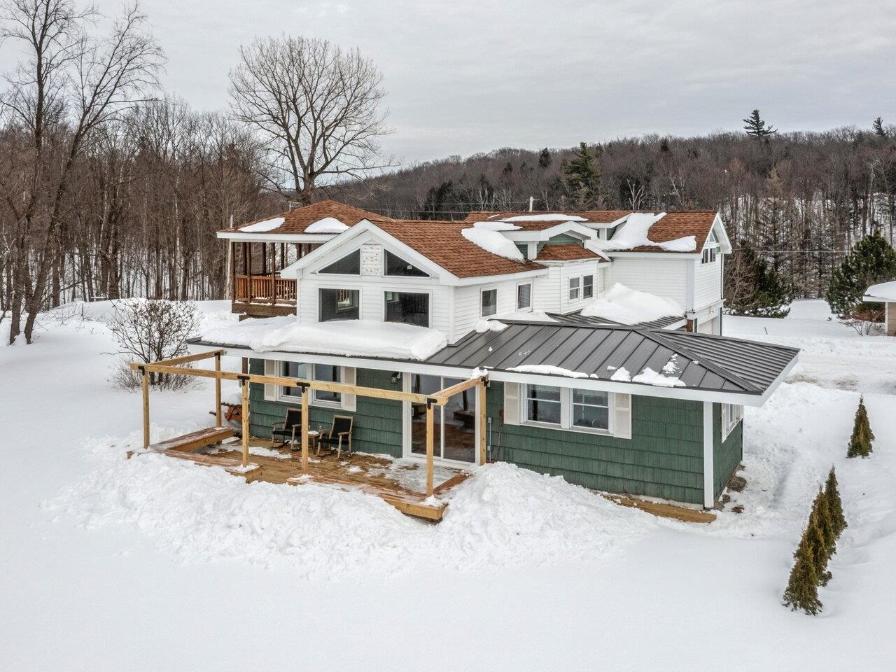 59 Pinewood Drive, St. Albans City