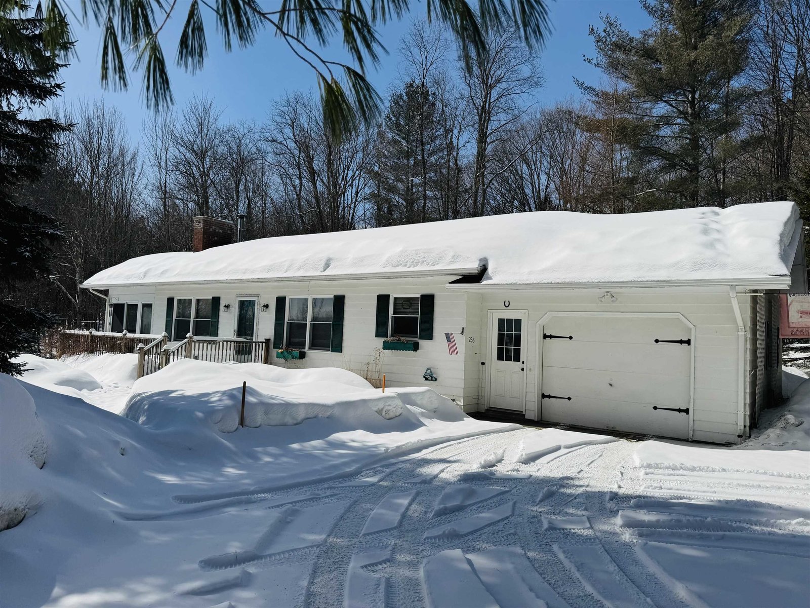 233 North Hill Road, Westfield