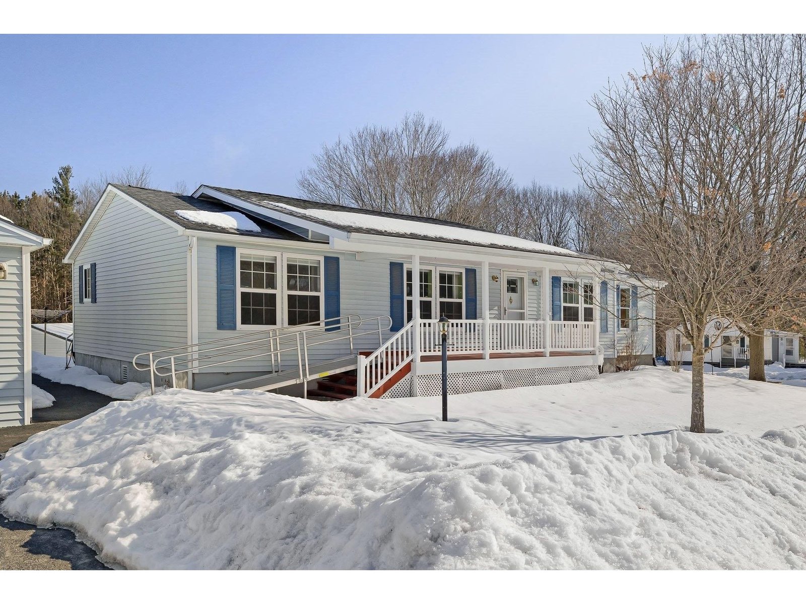 639 Meadowbend Road, Williston