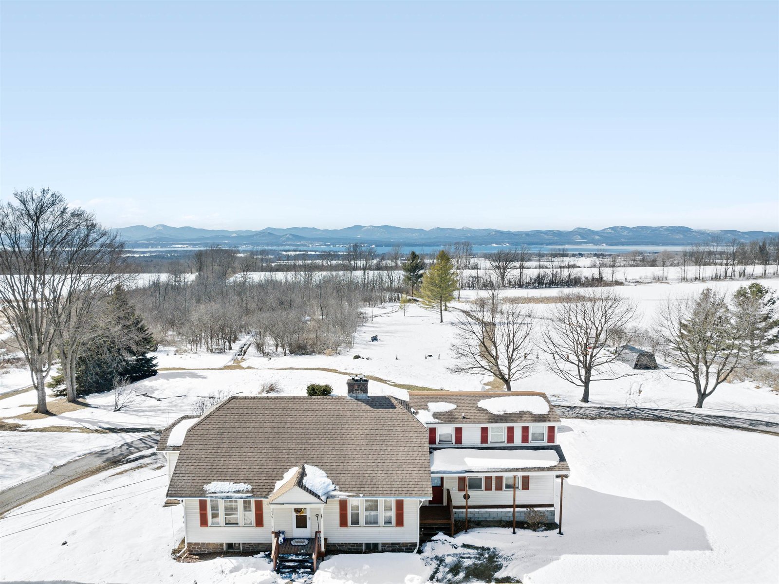 1430 Ethan Allen Highway, Charlotte