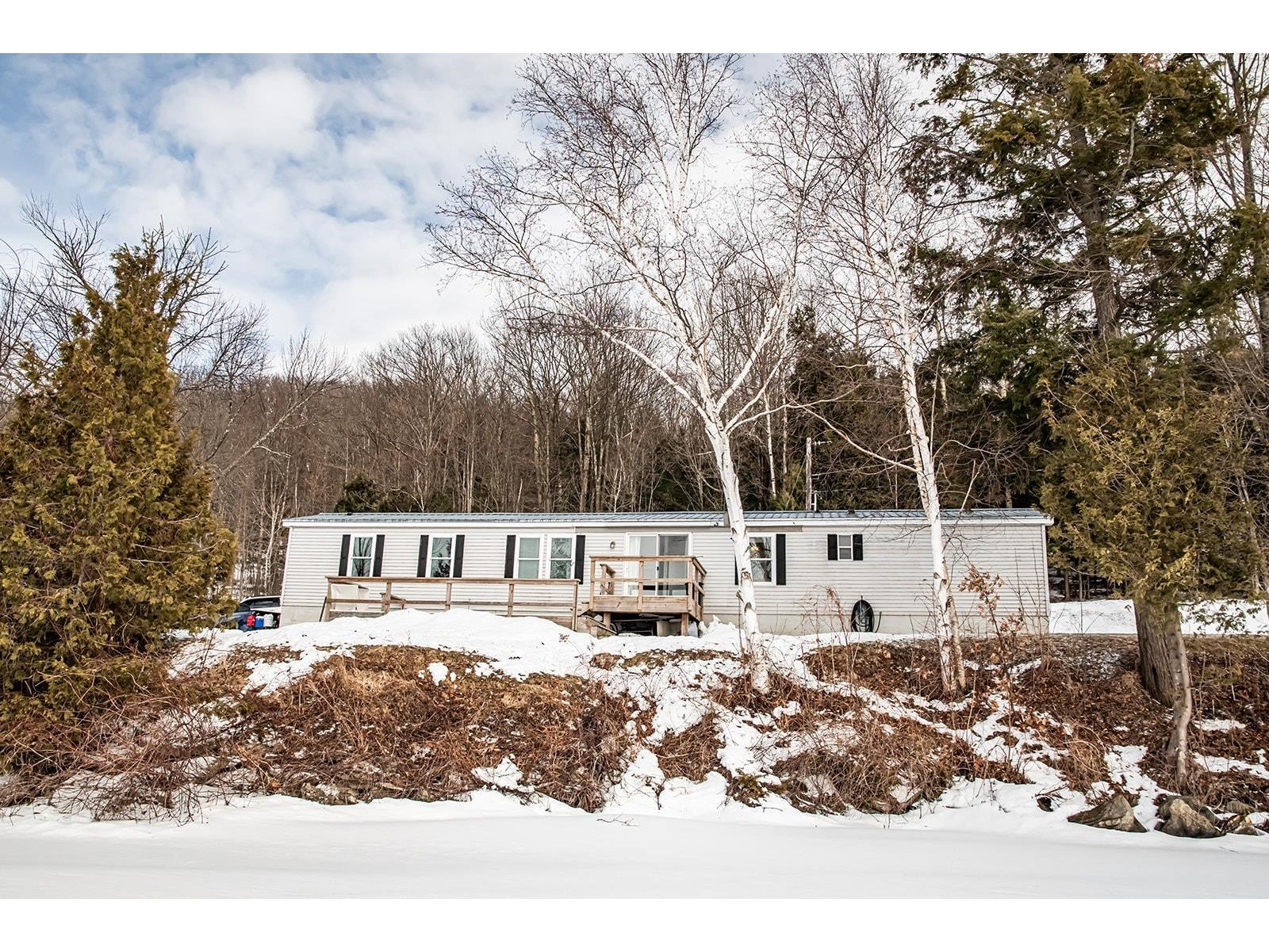 2313 Pond Road, Fairfield
