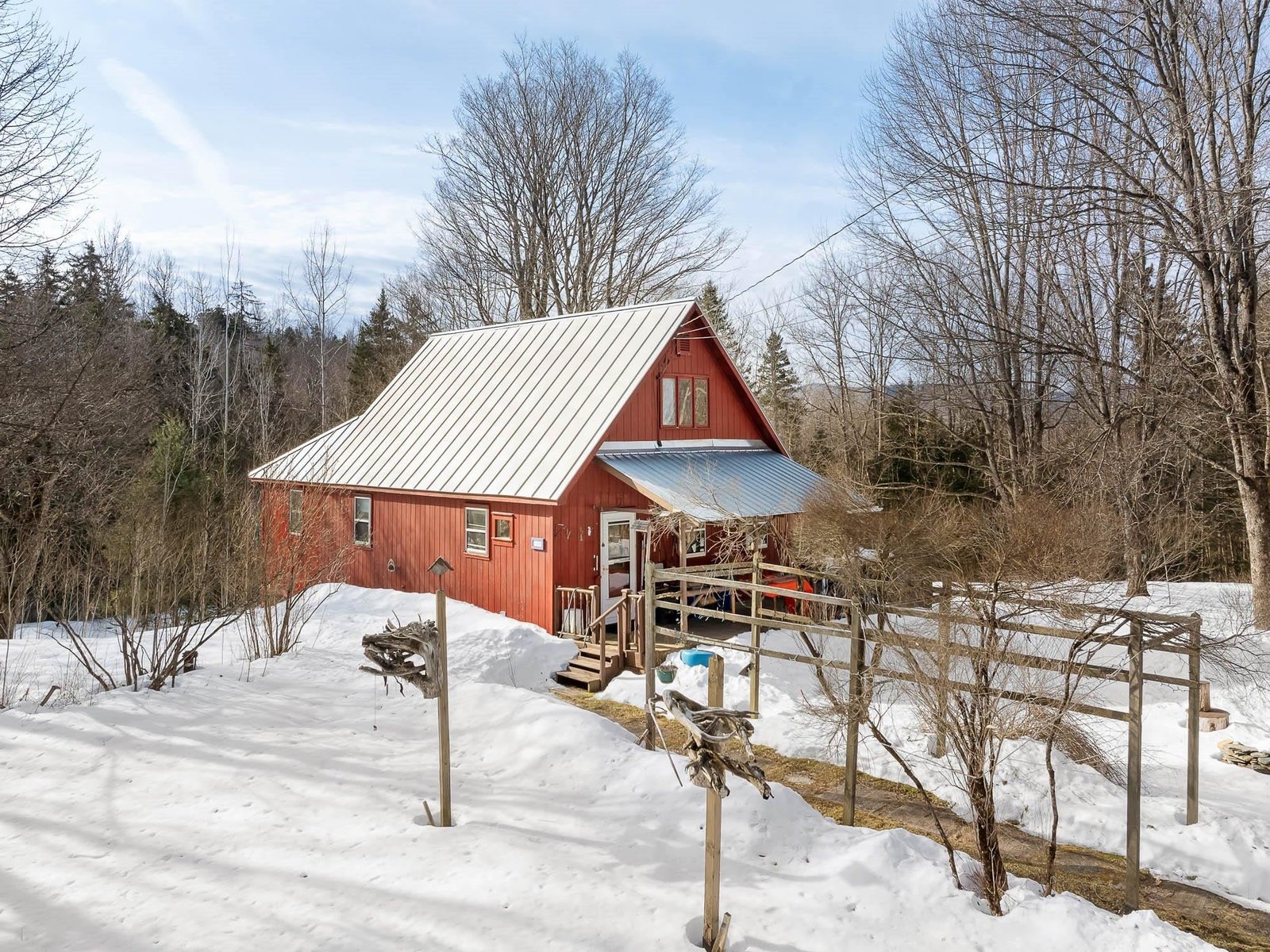 1118 Town Line Road, Granville