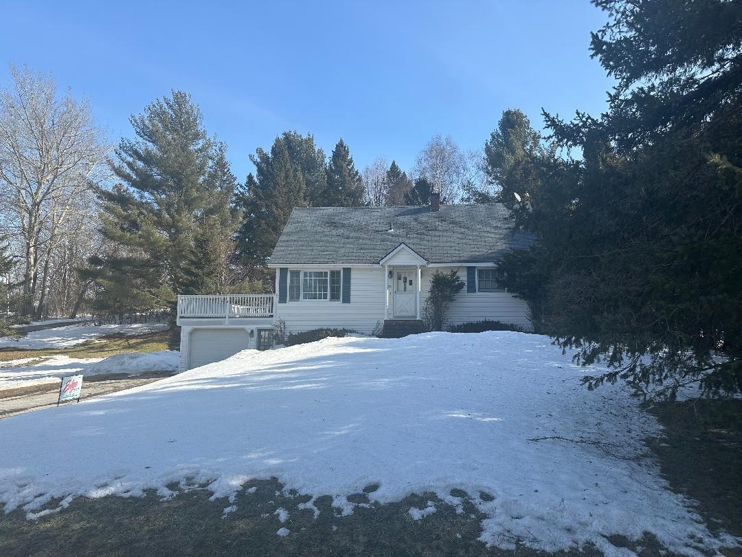 71 W Cobble Hill Road, Barre Town