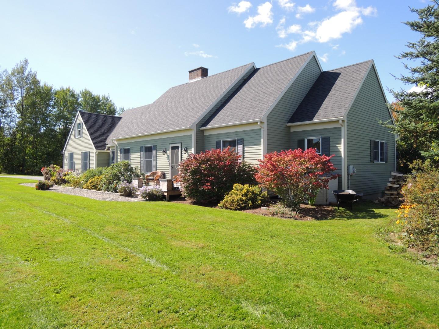 2249 Vance Hill Road, Newport Town