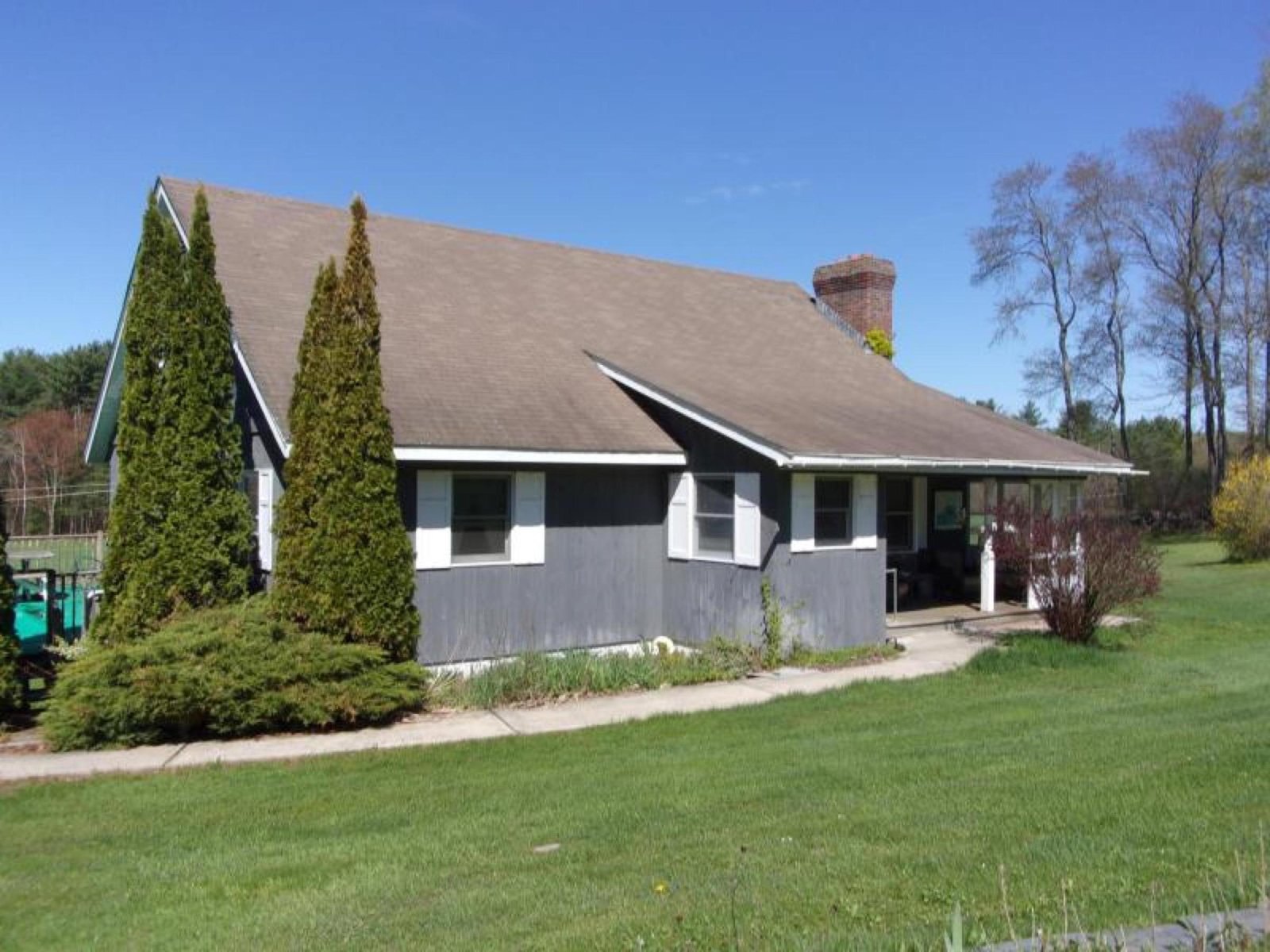 1071 McConnell Road, Brandon