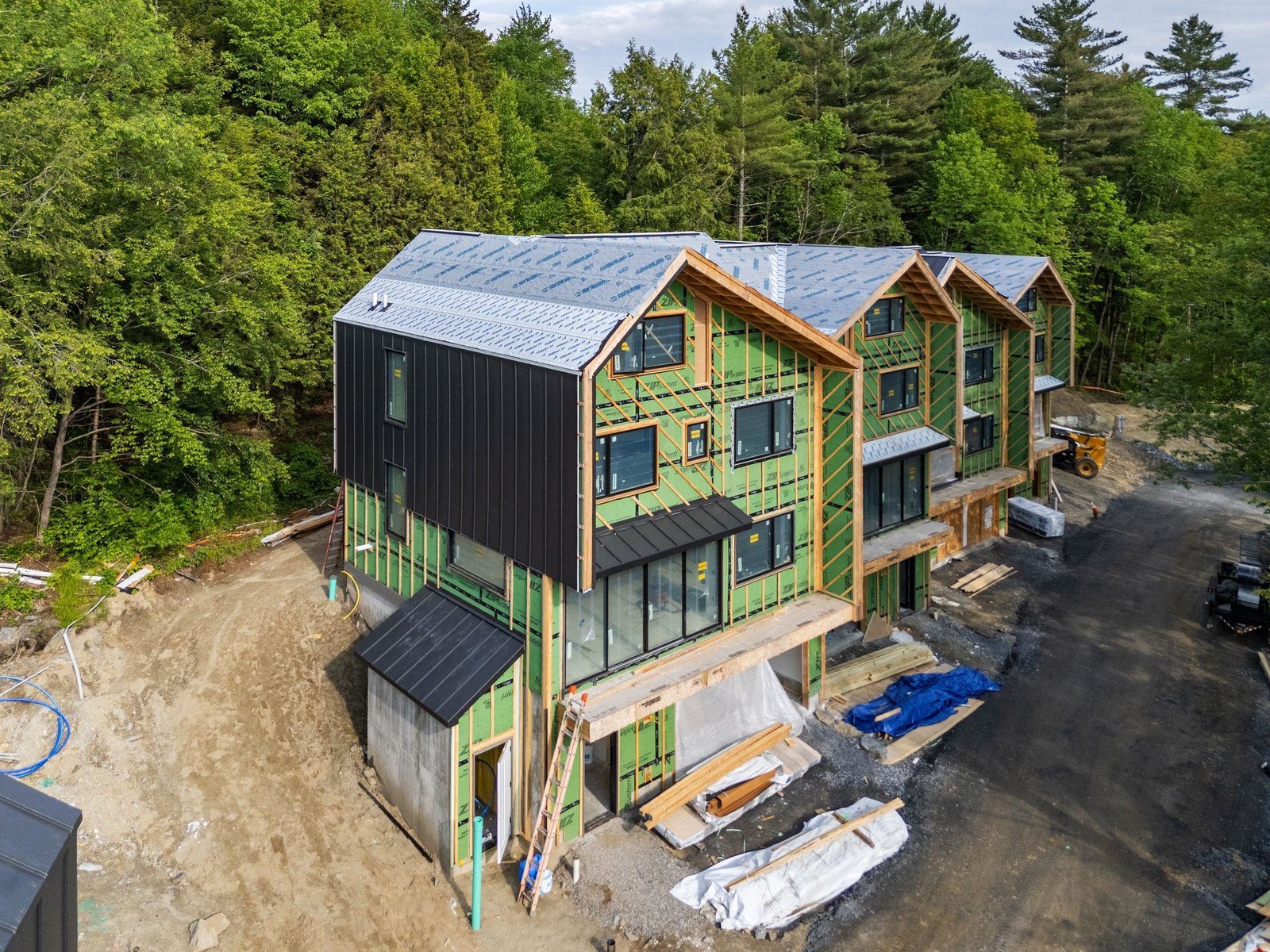 2438 Mountain Road, Stowe