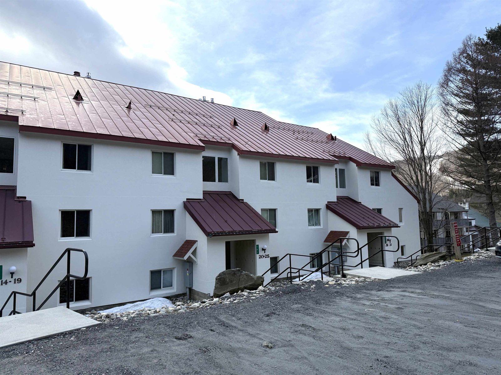 161 Mountainside Drive, Warren