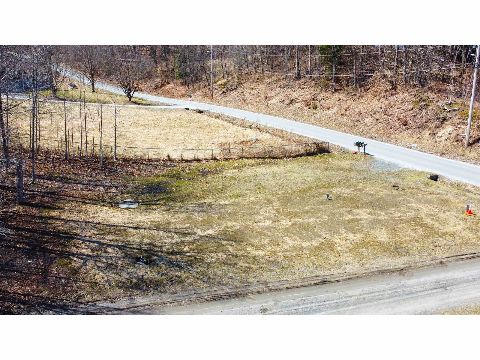 25 Duck Pond Road, Barton