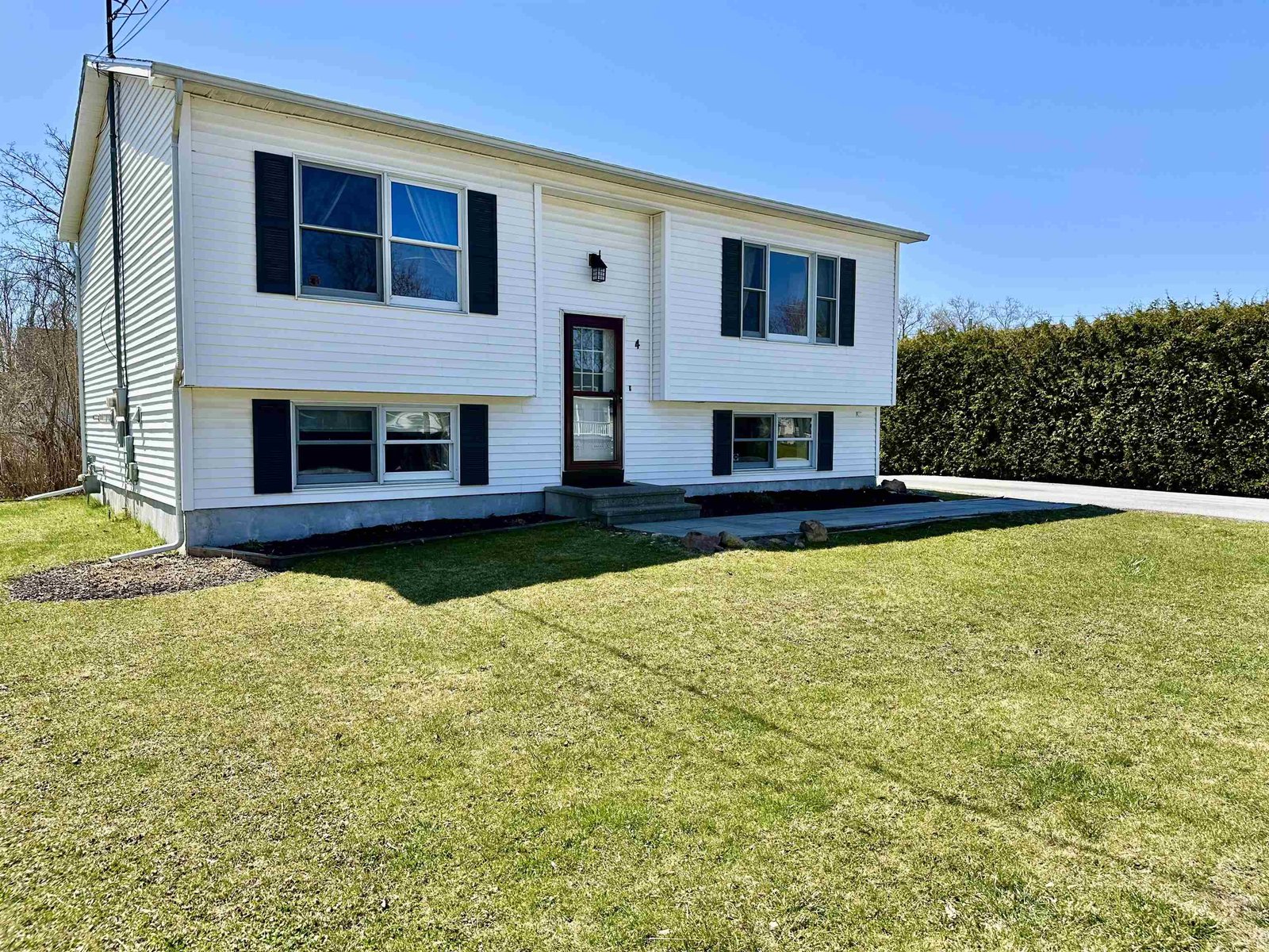 4 Guyette Circle, St. Albans City