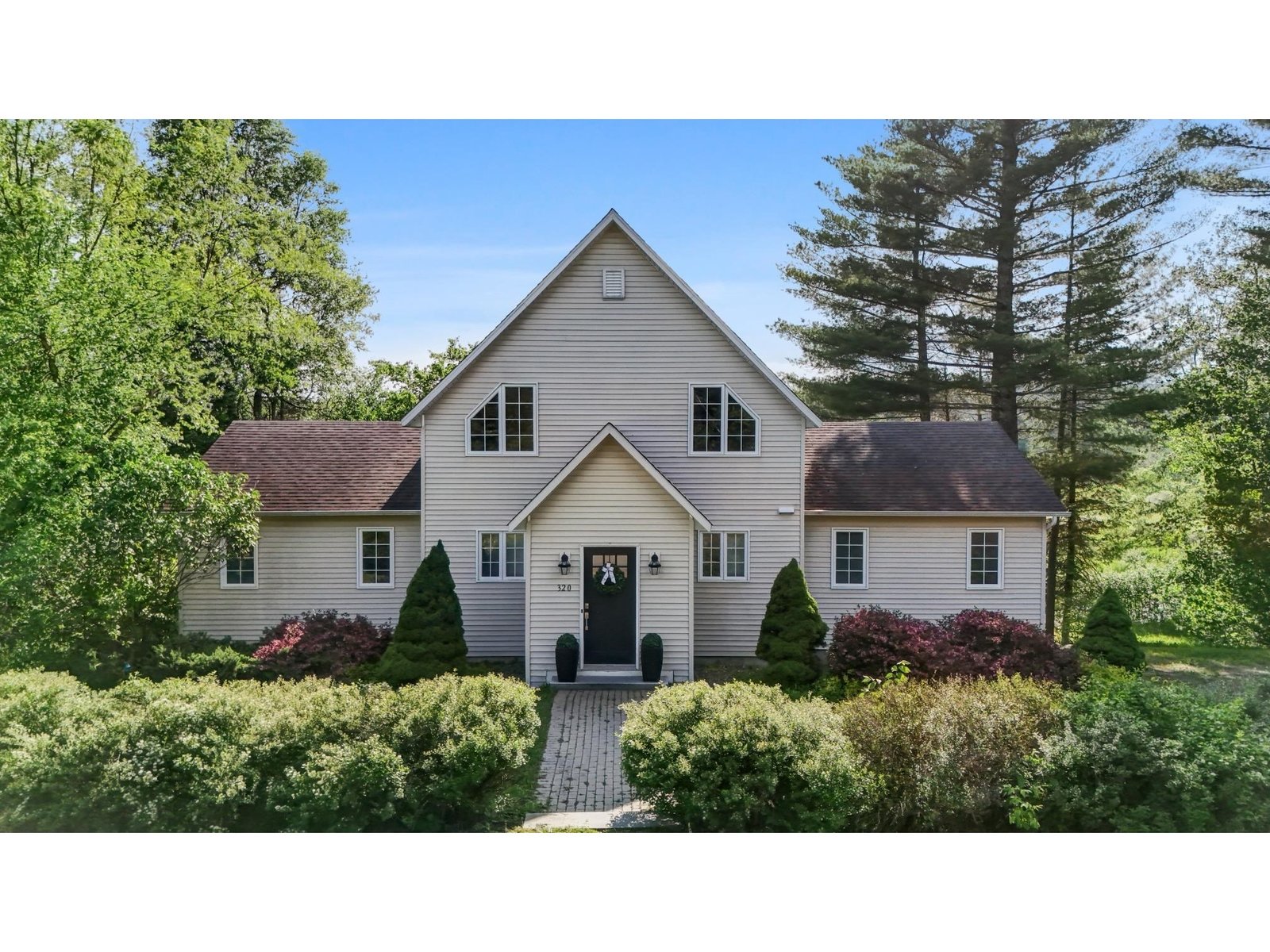 320 Sun Valley Road, Morristown